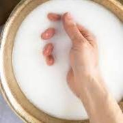 Milk and honey manicure